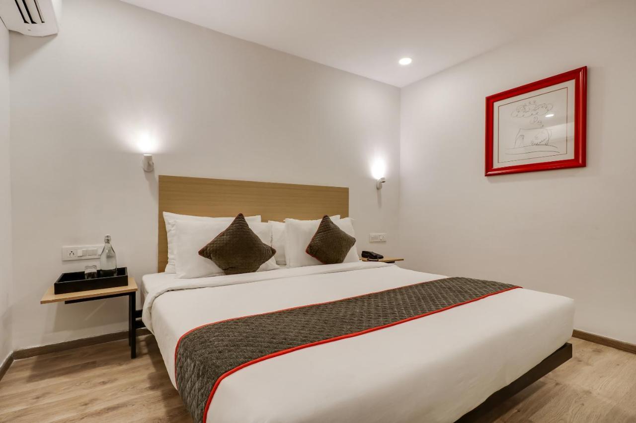 Oyo Townhouse 181 Ganeshpeth Colony Hotel Nagpur Buitenkant foto