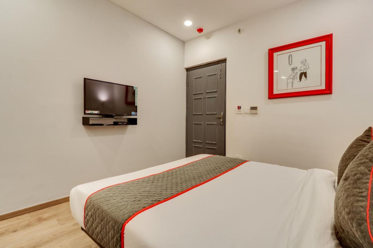 Oyo Townhouse 181 Ganeshpeth Colony Hotel Nagpur Buitenkant foto