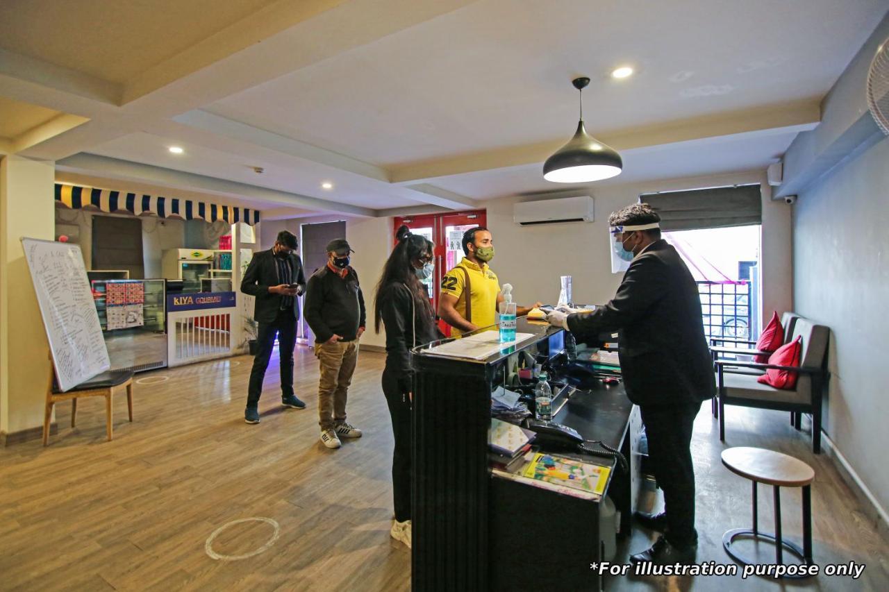 Oyo Townhouse 181 Ganeshpeth Colony Hotel Nagpur Buitenkant foto